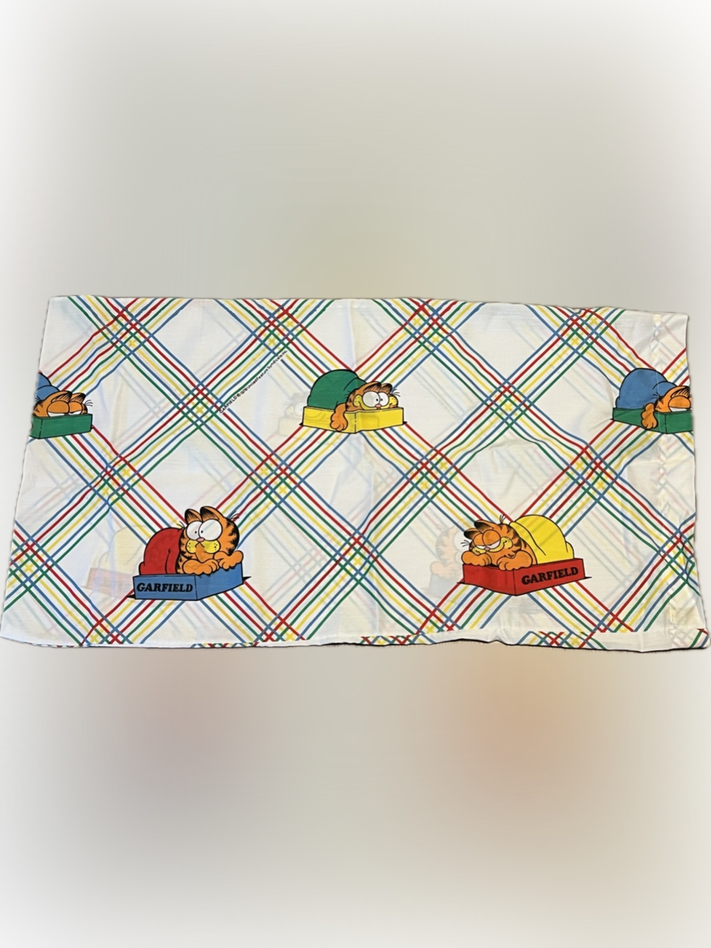 💥 Vintage New Colorful Garfield Print Large Pillowcase White Multicolor